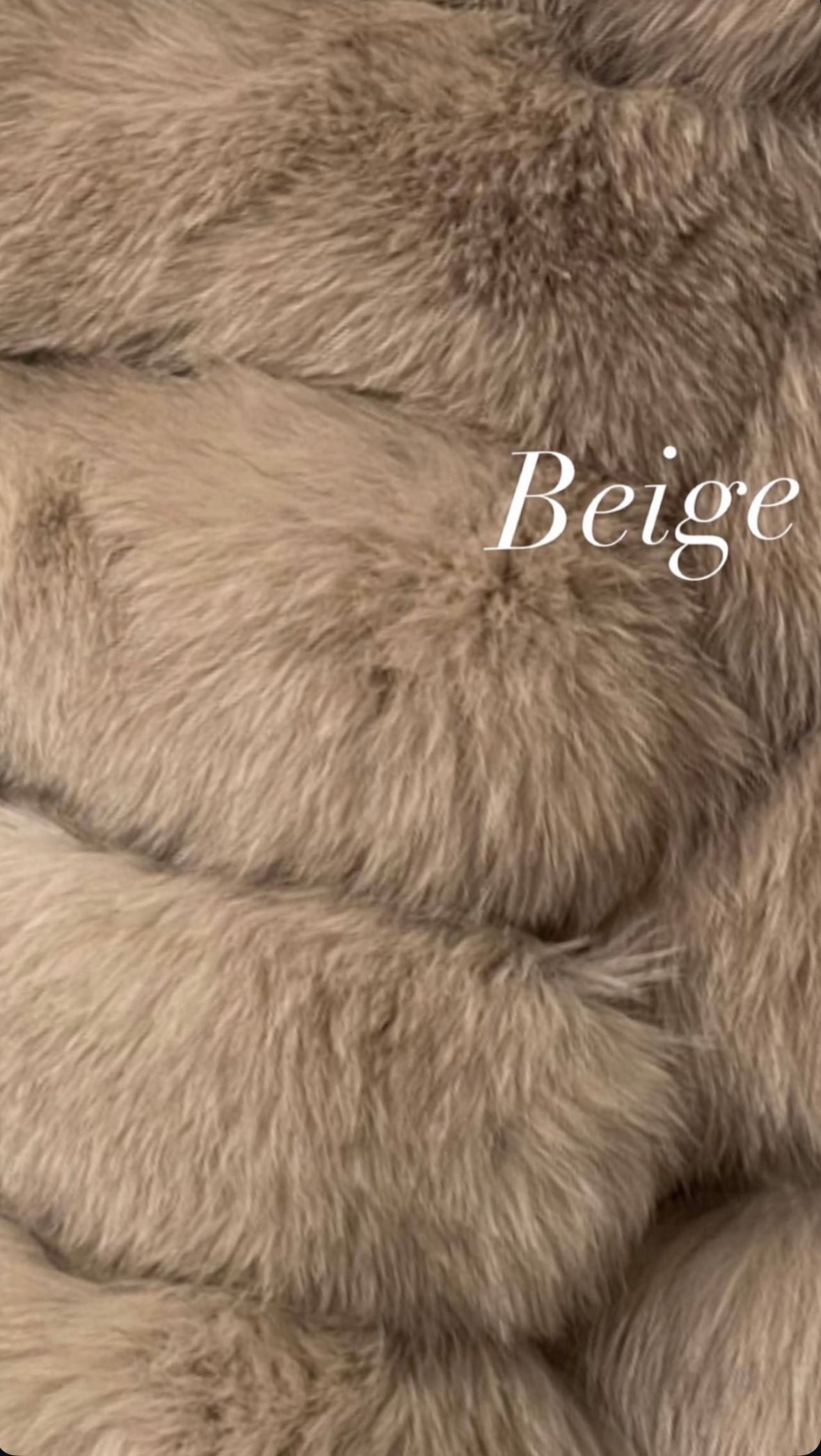 Cropped straight row real fox fur coat ( neutral colours )